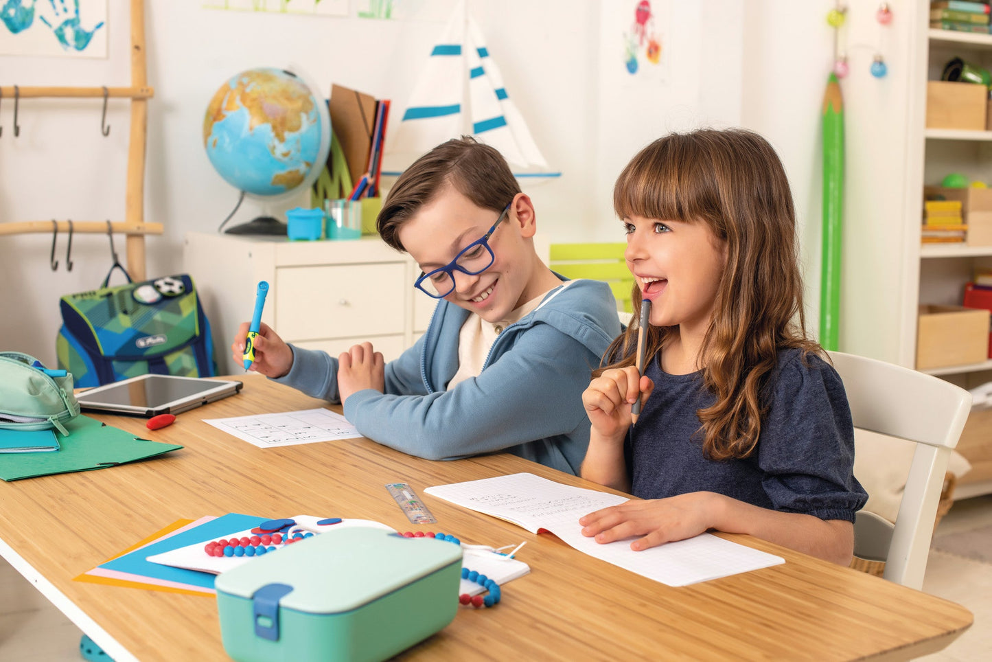 Bleistift griffix® B2LP Lovely Pink mit Laser-Gravur